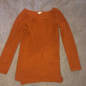 Long sleeve crew sweater
